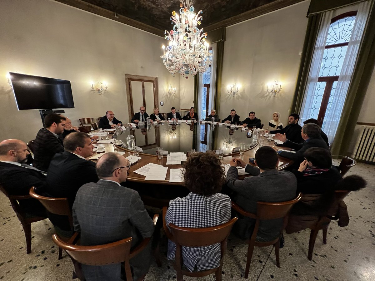 Luigi Brugnaro tweet media