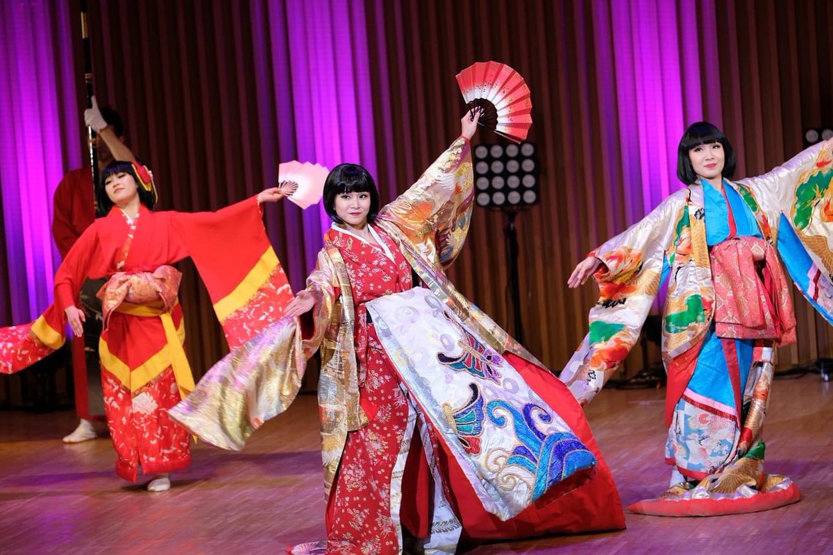 zetta_oiran's tweet photo. 2023.02.04
美桜座@オリンピックセンター 大ホール
今回は珍しく和鬘ではなく、Neo OIRAN SHOWにて!
#美桜座 #花魁ショー #花魁道中
#japanshow #kimono #tokyoshow
#山吹太夫 #天空しなと屋しん https://t.co/0S2jzO1fAV