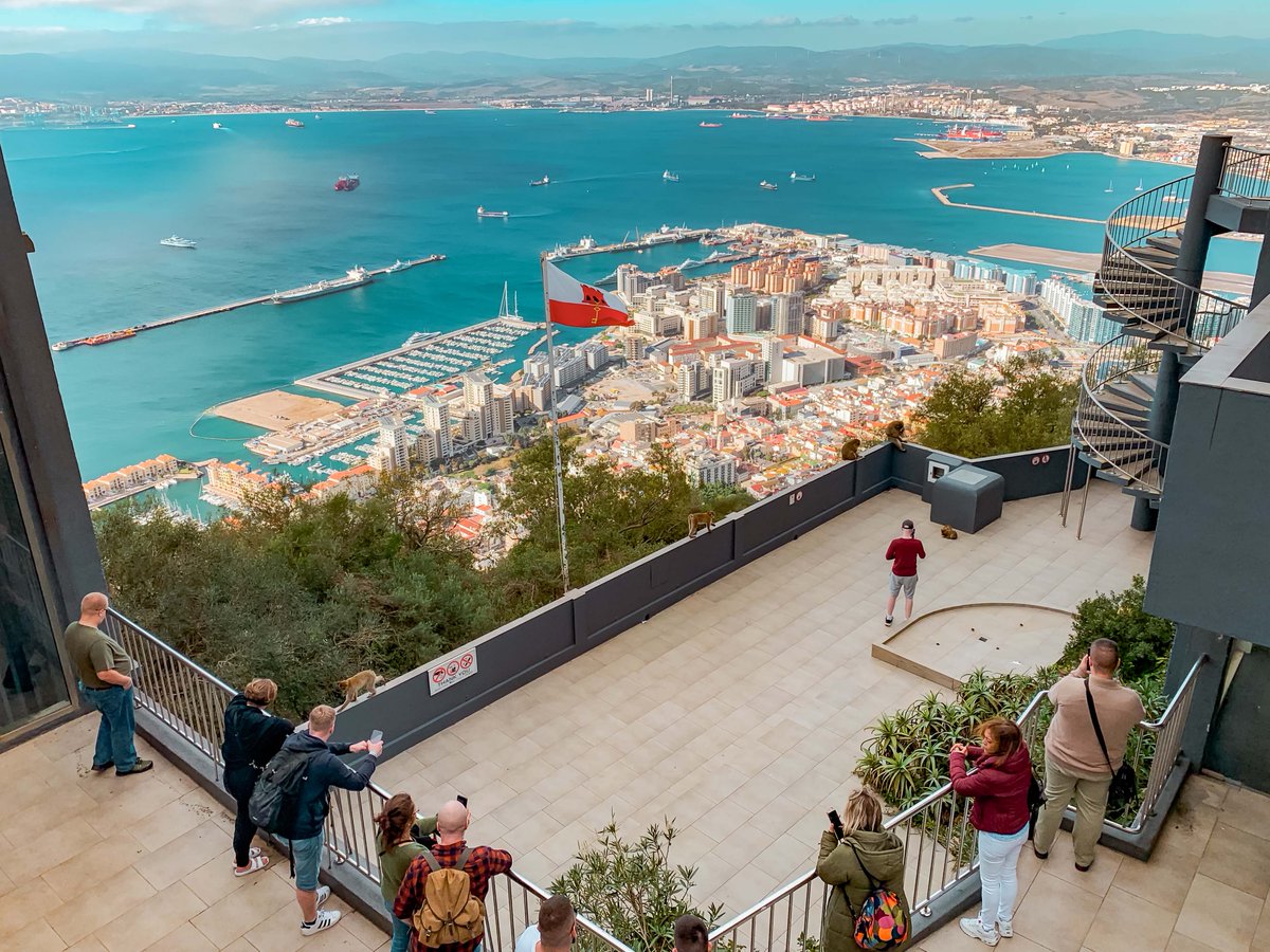 CableCarGib's tweet photo. Today we welcome @CruiseNorwegian , Norwegian Sun to Gibraltar!🇬🇮🚠🌤️ 

We look forward to greeting you at the Cable Car as does our Top of the Rock residents🙊  - Gibraltar's famous monkeys!

#gibraltar #cablecargibraltar #norwegiancruiseline https://t.co/oSnUo2N6eq