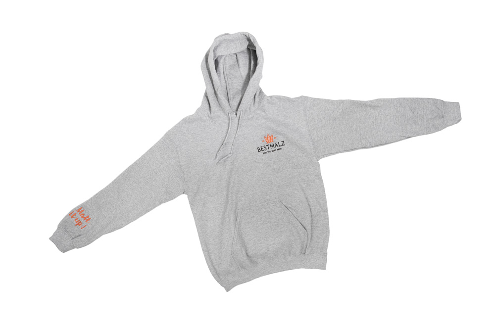 BESTMALZ_DE's tweet photo. Wärmen auch am sommerlichen Lagerfeuer. Unsere kuscheligen Hoodies mit besonderem Design suchen neue Besitzer. https://t.co/OSp0D4R5oS https://t.co/cUGKBnuFIz