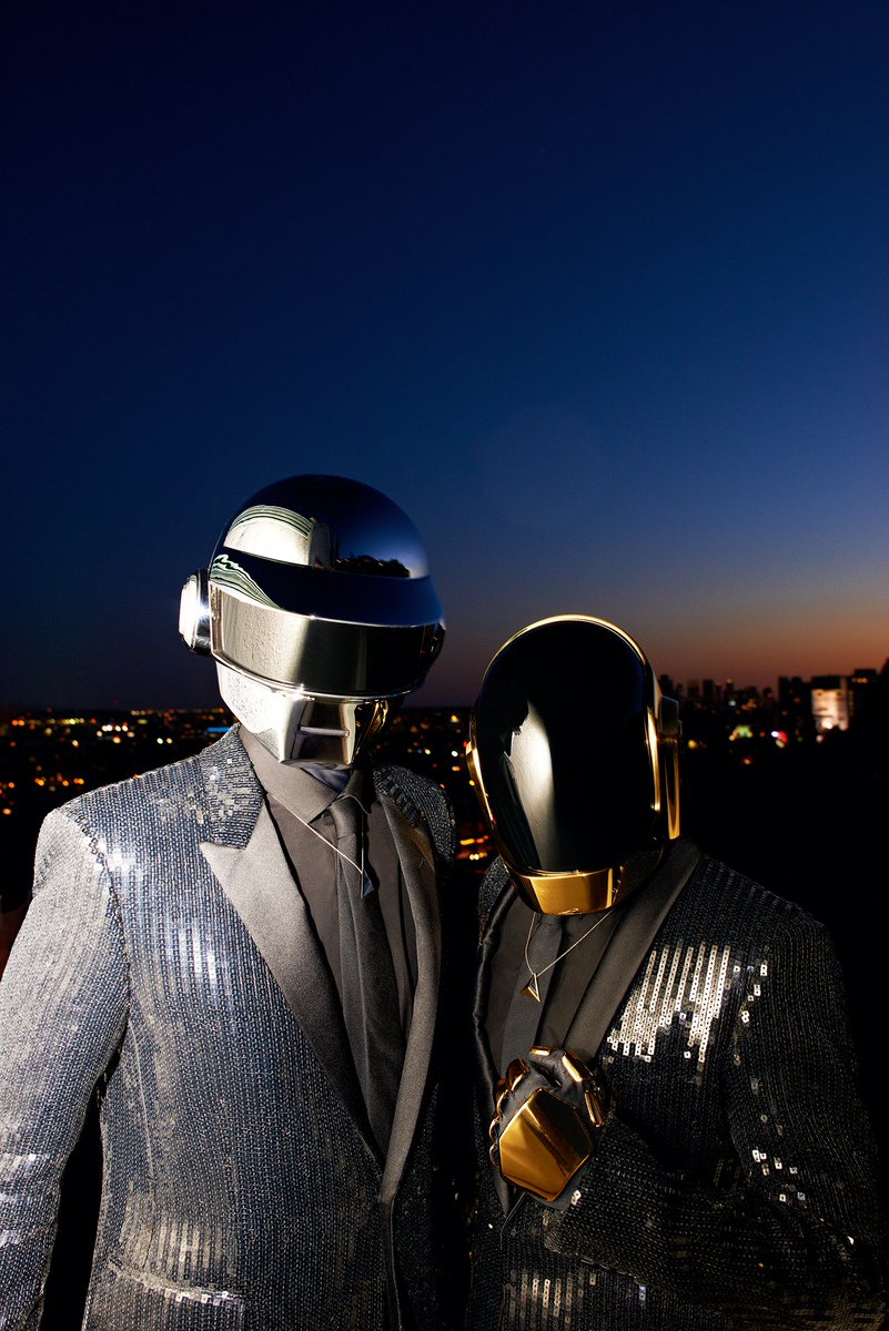 viewsfrance's tweet photo. Daft Punk a annoncé la sortie le 12 mai d’une réédition de l’album “Random Access Memories” pour célébrer ses 10 ans.

Pour l’occasion, 9 titres inédits seront dévoilés 🙌 https://t.co/XAgHEr72Tm