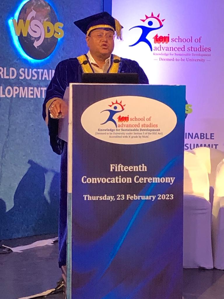 At the 15th Convocation Ceremony of TERI School of Advanced Studies, #DrSaraswat elucidated the young graduates on pathways towards #Sustainability, with core focus on the nation’s #NetZero agenda while ensuring Energy Security for all