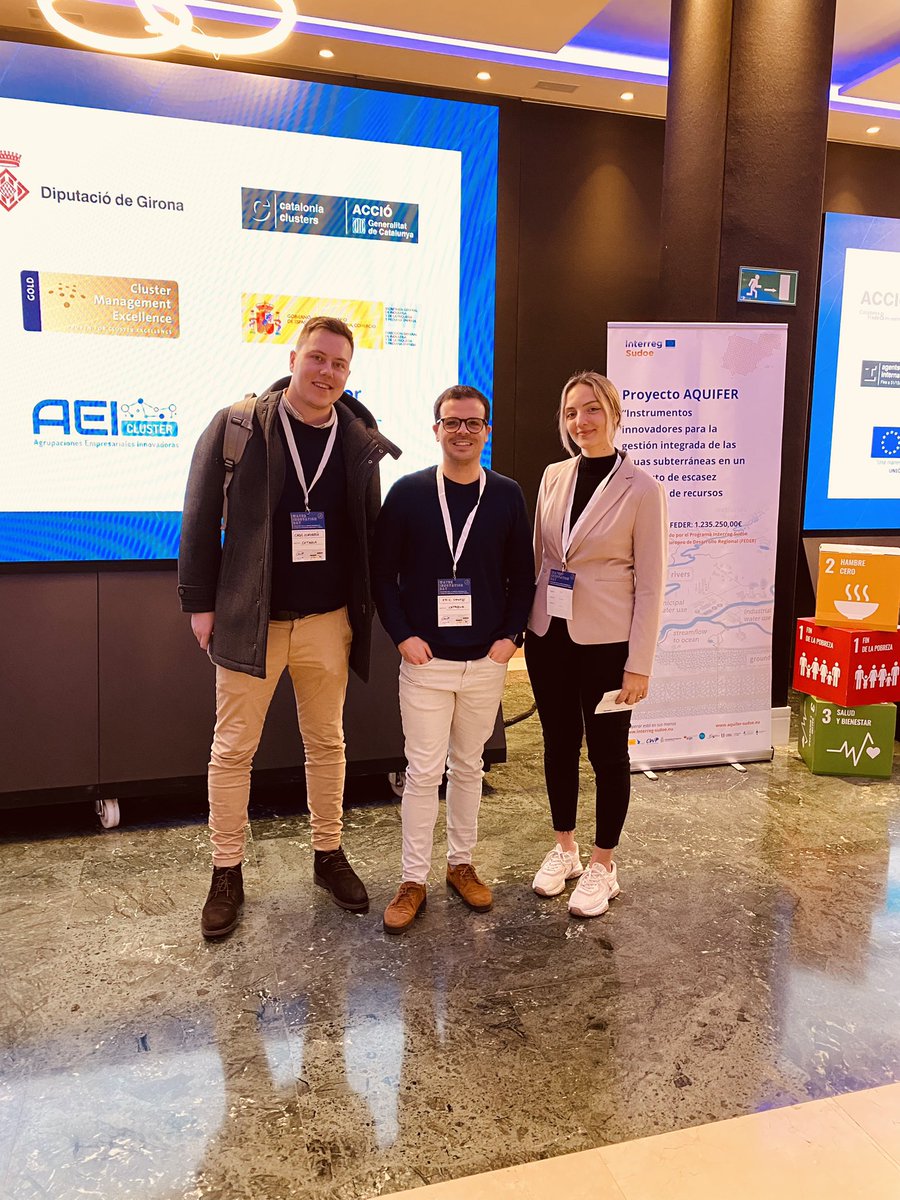 🚀Avui + aigua regenerada al #WID2023 organitzat pel <a href="/CatalanWaterP/">CATWaterPartnership</a>. Claudia Pastor presenta el projecte <a href="/Guardian_UIA/">Proyecto Guardian</a>, que permet augmentar la resiliència contra incendis🔥mitjançant l’ús d’aigua regenerada ♻️ protegint >2.000 ha i >15.000 habitants