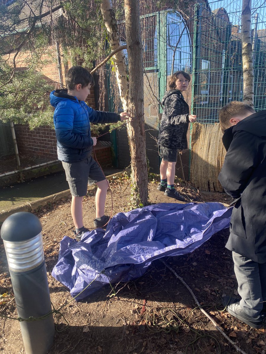 KPSFeed's tweet photo. #Year4 have loved Forest School this morning! Weβve done den building and made our own bread with chocolate chips. π #Takinglearningrisks #Fun #Problemsolving https://t.co/bCnQAgv3zE