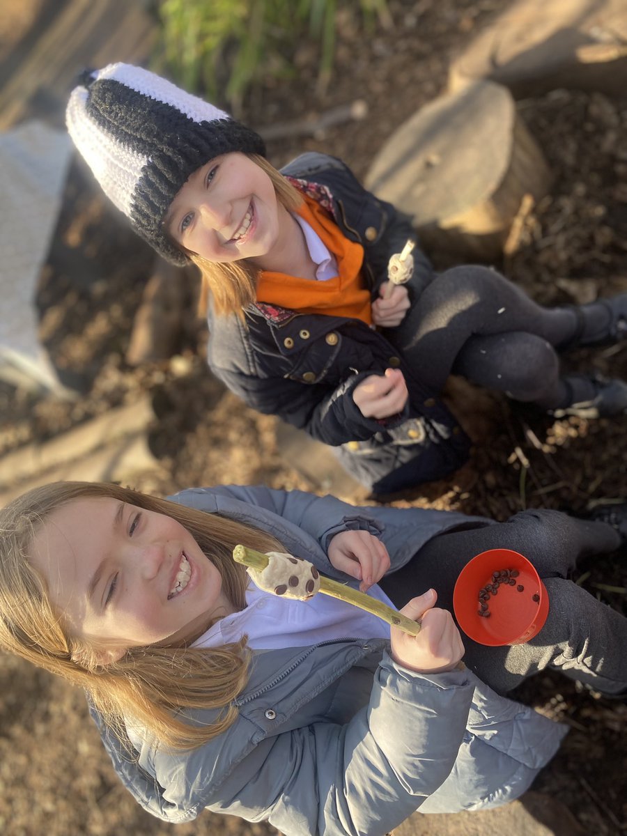 KPSFeed's tweet photo. #Year4 have loved Forest School this morning! Weβve done den building and made our own bread with chocolate chips. π #Takinglearningrisks #Fun #Problemsolving https://t.co/bCnQAgv3zE