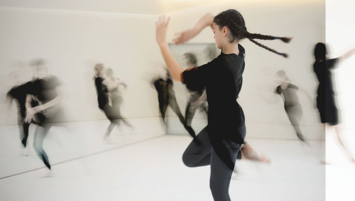 WayneMcGregor's tweet photo. We have a few spaces left at our Saturday movement classes this spring term! 

Led by world-class dance teachers at our Studios, the classes encourage play and curiosity in thinking through, and with, the body in space.  

Book here: https://t.co/tnx9mVBHRg

📷Jack Thomson https://t.co/K5giN4OGZh