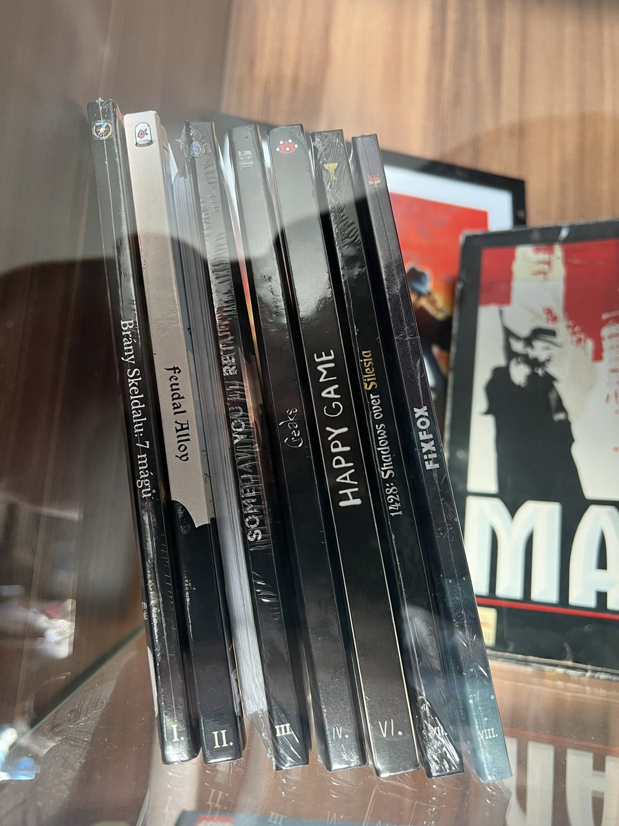 Houzvicka's tweet photo. Výsledek toho když @XzoneCZ zruší objednávku (přestane o tom posílat info) a já si toho nevšimnu 🙈 more OCD už bude navždy trpět 😁 https://t.co/Y4p0jHgnxM