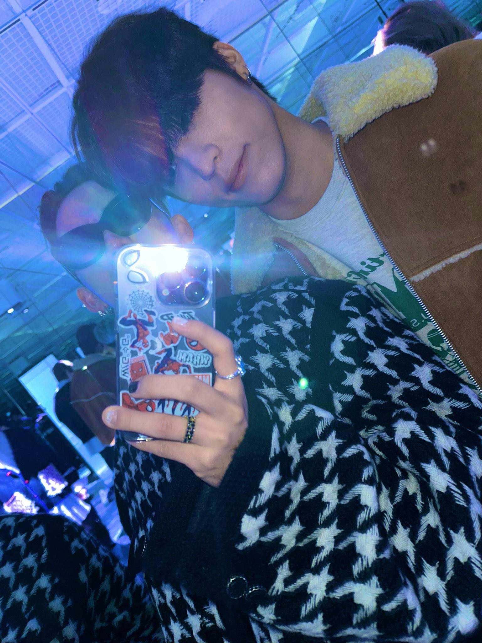 FppUEJ1acAAHFNg?format=jpg&name=large