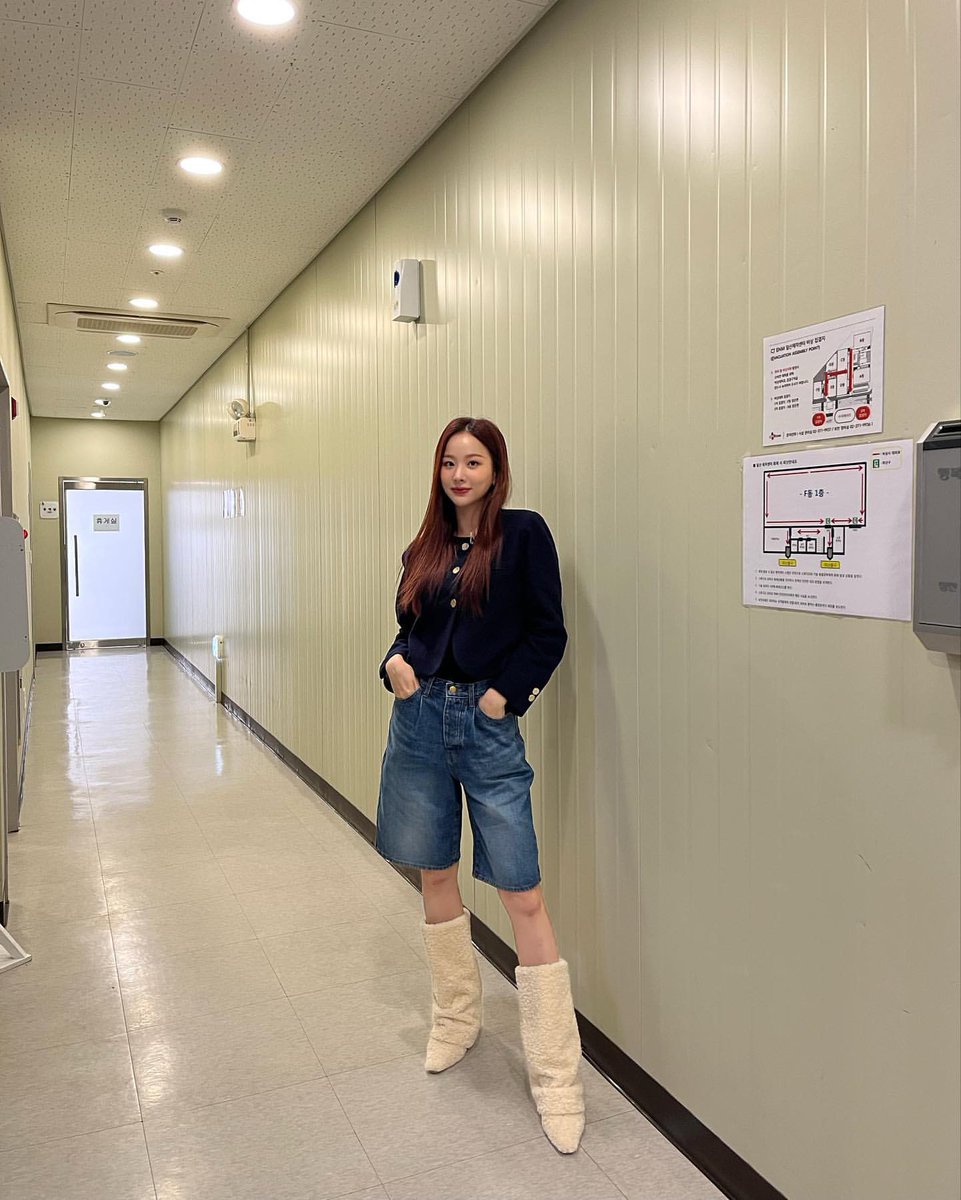 230223 #솔지 IG

もうすぐ会いましょう🤍

#Mnet
#BoysPlanet
# 今晩🔥🔥🔥

instagram.com/p/CpAHTYLJO01/…