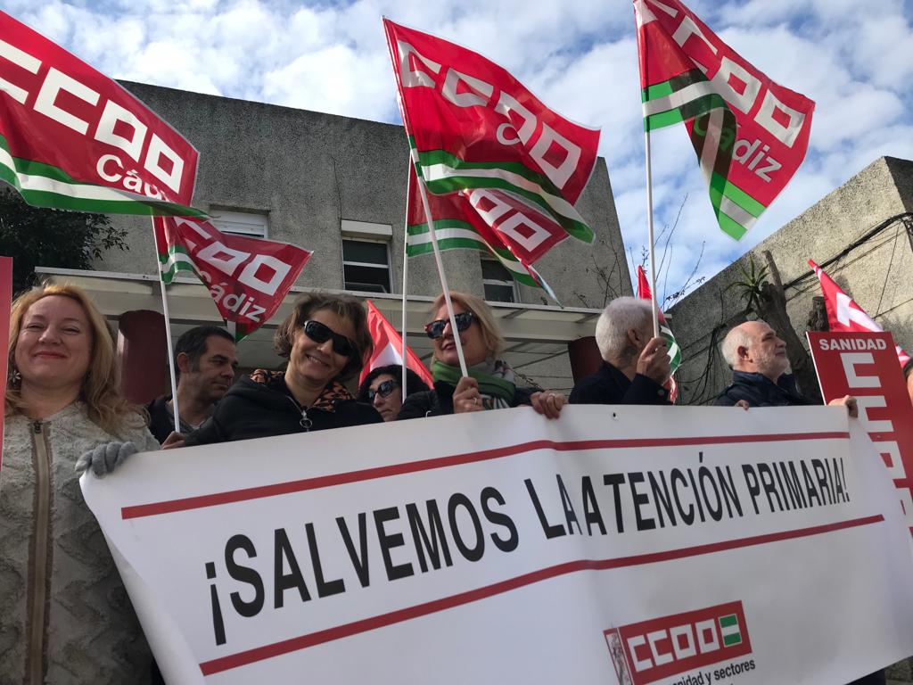 ccoocadiz's tweet photo. 🚨 El PP está preparando la privatización de la Atención Primaria andaluza. 📢 ¡La atención primaria es prioritaria!
🏥 Seguimos saliendo a la calle en todas las provincias para defenderla.
📍Hoy en nuestra provincia, en #PtoReal CS Ribera del Muelle
💚 #SalvemosAtenciónPrimaria https://t.co/t8HgsEWp0G