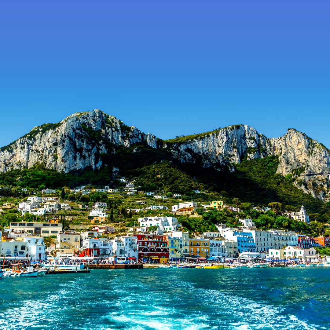 One_Traveller's tweet photo. Perfect sea views from your private balcony 🤩

Join the One Traveller family in Sorrento &amp; The Amalfi Coast!☀️

Dates:
📅15-22 April 23
📅22-29 April 23

BOOK NOW:
📞 Call us on 01760 722 011 for more information
💻Book online 24/7 by visiting: https://t.co/3uVcj93aSJ https://t.co/WIJTXa3KQA