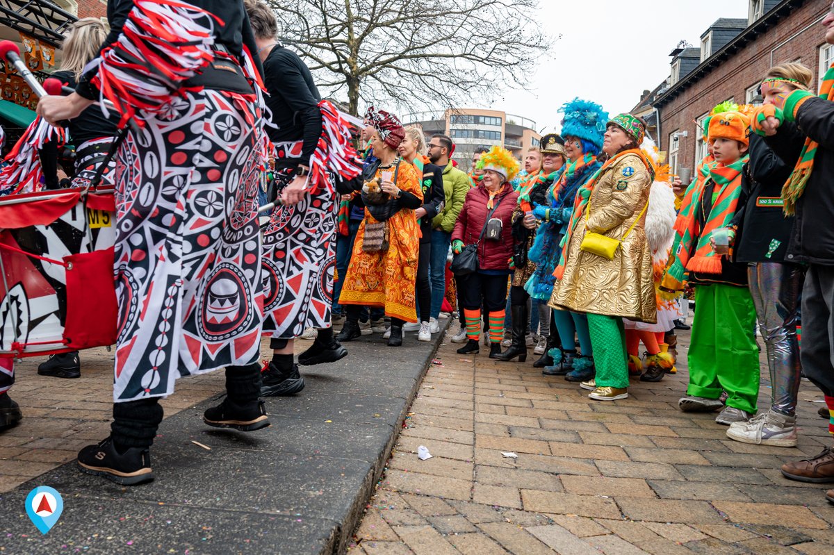 beeldmannetje's tweet photo. Dat was hem dan een volle week met Carnaval in Kruikenstad. Alle foto's in opdracht van https://t.co/ihRN1TqTuz 

Ps. wil je iets terug kijken dan check je hier alle foto's : https://t.co/oD6c3NWjZO

#kruikenstad💚🧡 #Carnaval #soeq https://t.co/pOzBJ2qdU7