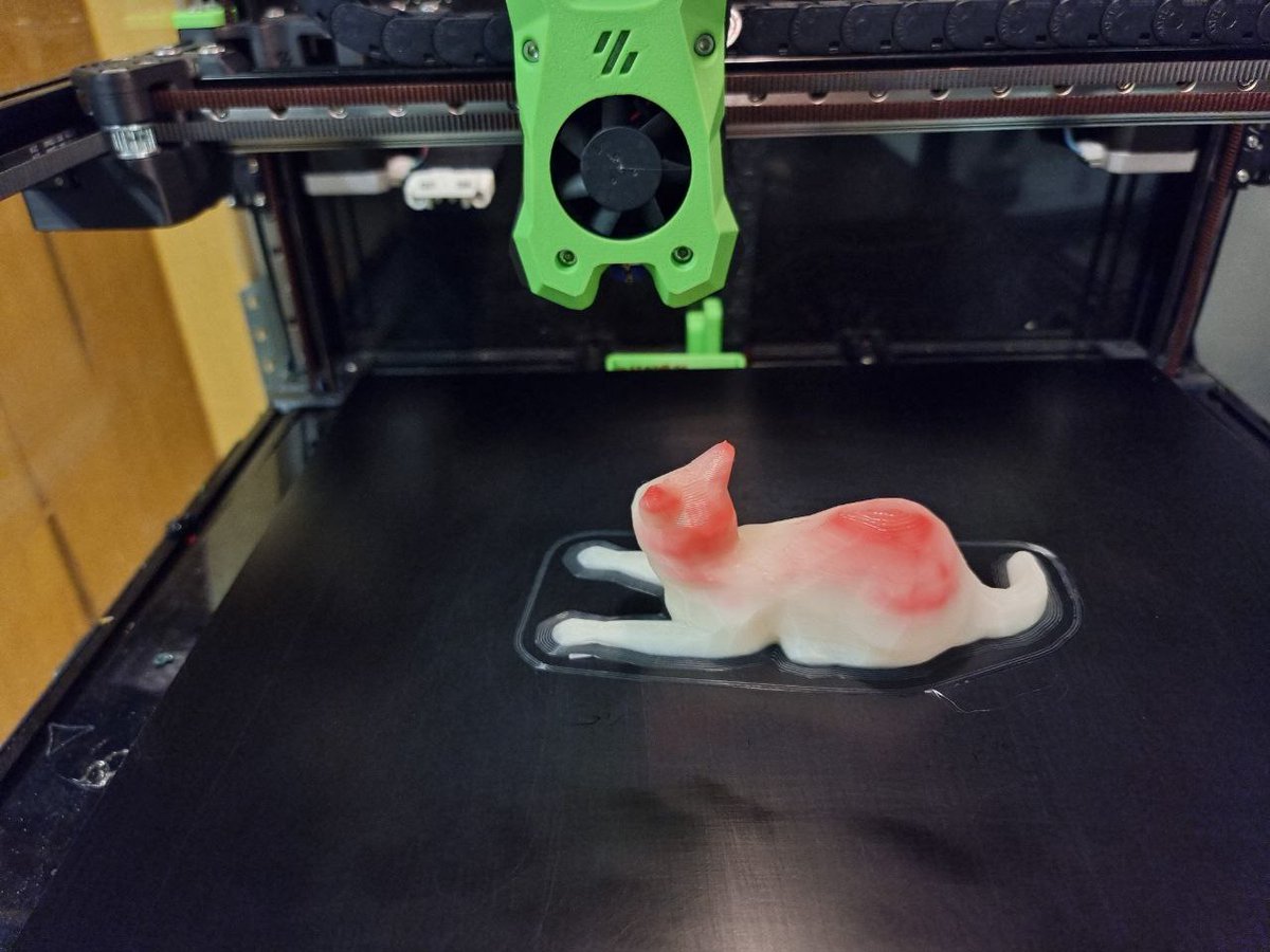 vspace.one tweet media