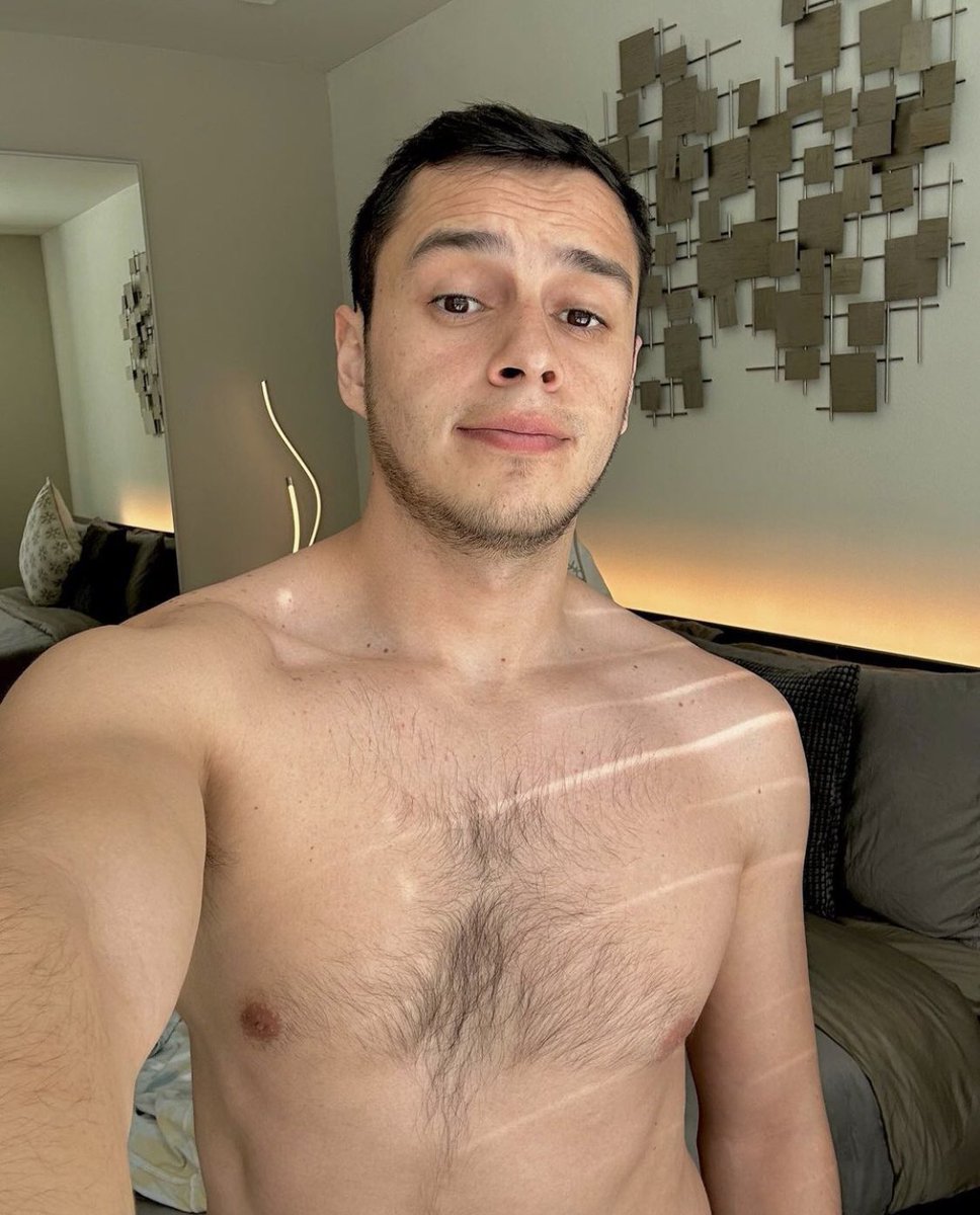 Nick_os tweet media