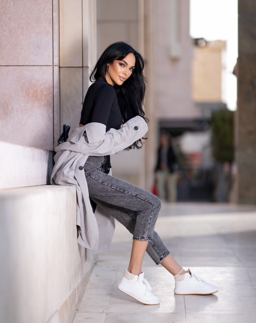 styli_official's tweet photo. شياكتك عشان الطلعات الكاجوال 🙌
Code💸خصم: SOCIAL10
🔎 7003011915
🔎 7003313701
#STYLI #KSA #UAE #saudiarabia #saudistyle #ksafashion #uaefashion #dubaifashion
ستايل# #ستايلي #السعودية #الامارات #تشكيلة_جديدة #مرة_ستايلي #موضة #ترند #فاشن #ملابس_شتوية #جاكيت https://t.co/DHlF2kXOzT