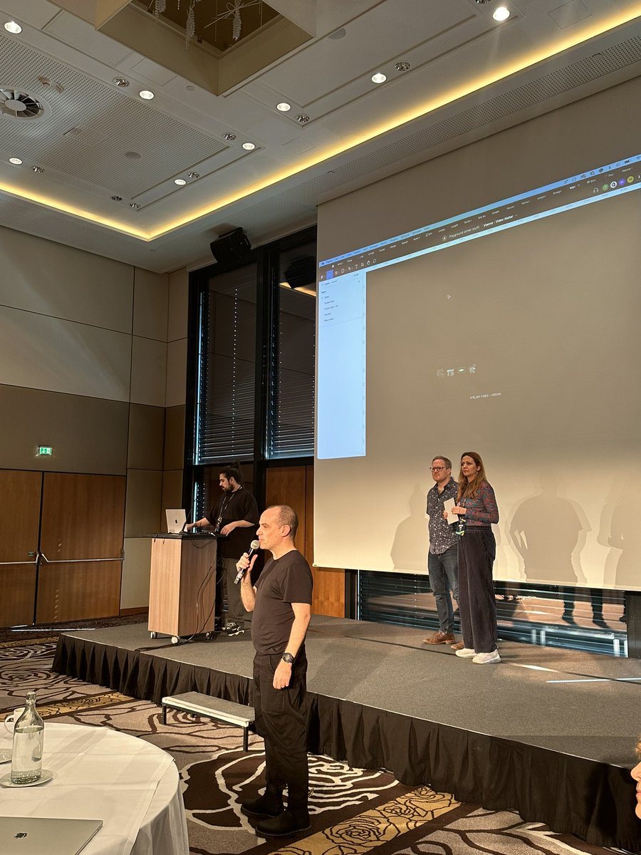 automatticdsgn's tweet photo. Sharing and caring @automatticdsgn #atelier https://t.co/03QtBVUwOn