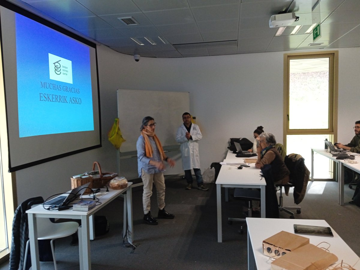 En febrero participamos en unas jornadas en el Basque Culinary Center que se enmarcan dentro del Grado en Gastronomía y Artes Culinarias. Colaboramos tres ponentes de Zamora y Salamanca.
@_RedCutural, <a href="/MermeladOhsauco/">Oh Saúco</a>, <a href="/MonlerasAyto/">Ayto Monleras</a>, <a href="/bculinary/">BasqueCulinaryCenter</a>, <a href="/QuesoMontiermo/">Queso Montiermo</a>