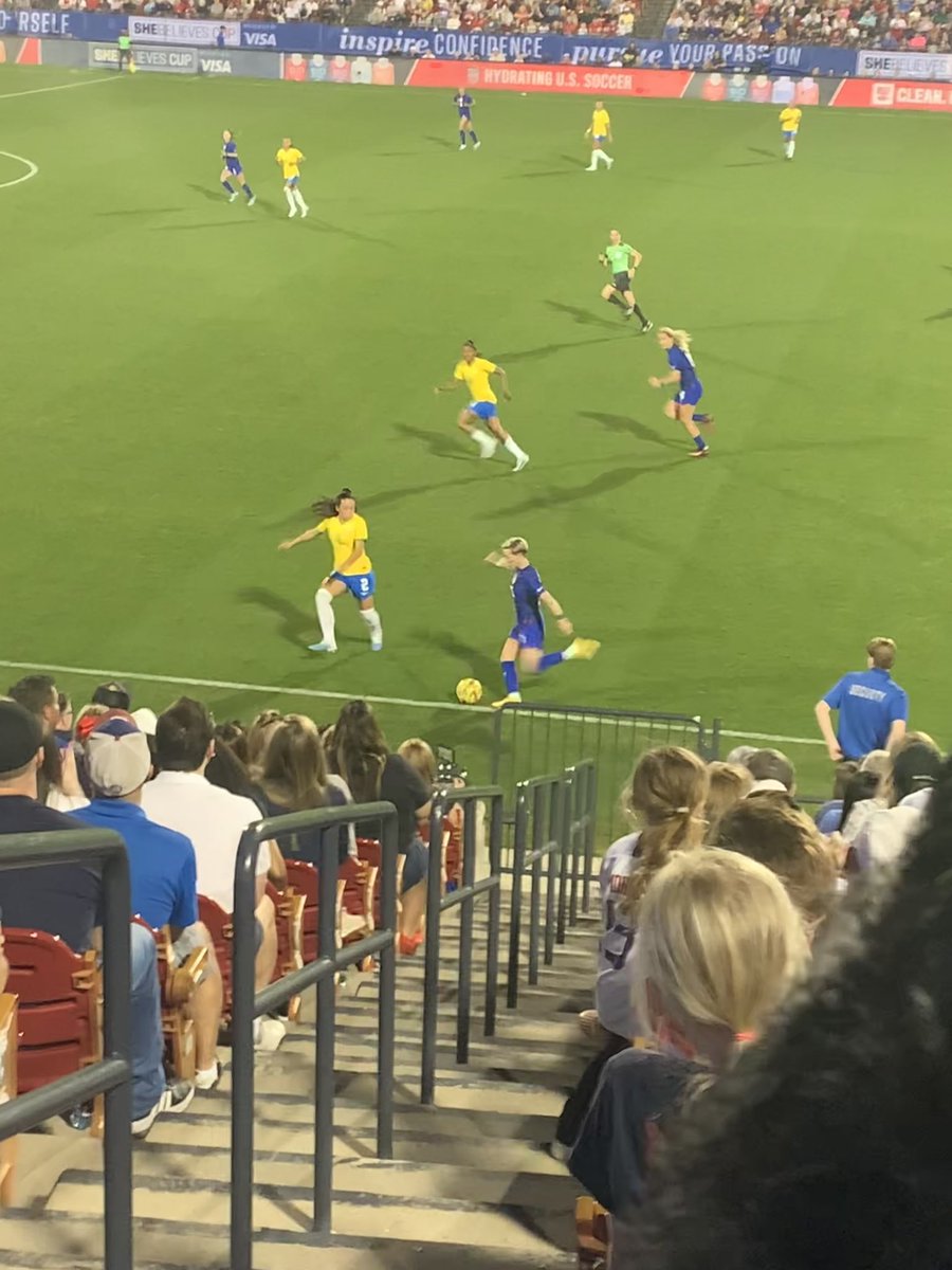 CableAlexsis's tweet photo. just call me @zachdelbello #Morgan #Pino #Marta #BECKYYY!!!
#SheBelievesCup #superhighquality https://t.co/X1nNbAiUZU
