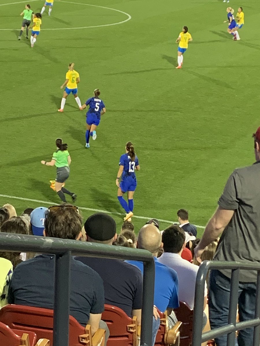 CableAlexsis's tweet photo. just call me @zachdelbello #Morgan #Pino #Marta #BECKYYY!!!
#SheBelievesCup #superhighquality https://t.co/X1nNbAiUZU