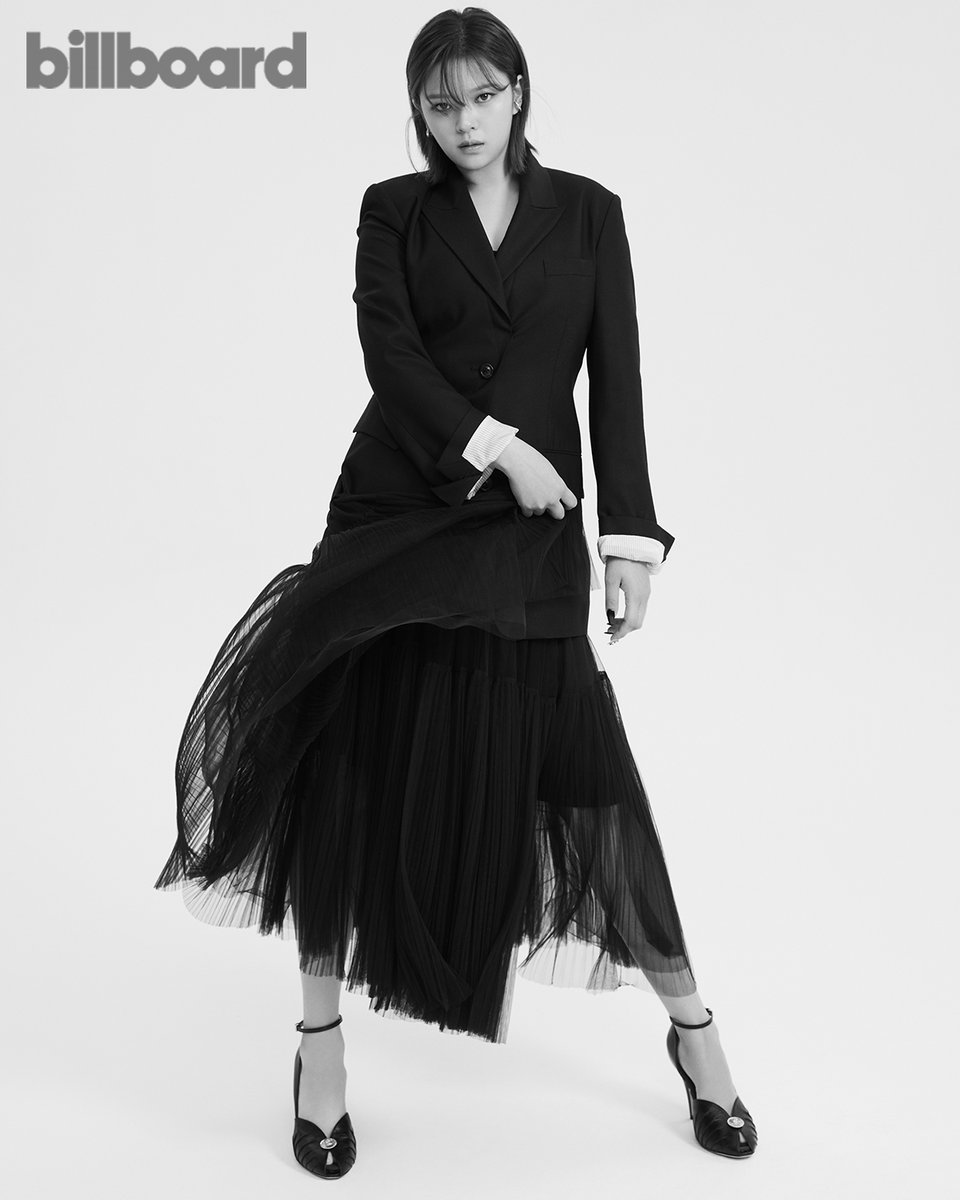 billboard's tweet photo. 💥 Billboard x #JEONGYEON 💥  

Read @JYPETWICE's #BBWomenInMusic feature interview: https://t.co/SUWerr7Gfx https://t.co/7aBrepcjj3