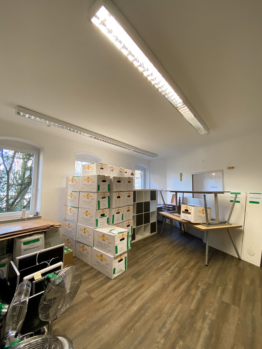 📦 Etwas Neues steht an! Anfang März 2023 ziehen wir um.  

👉 codeware.de/de/newsreader/… 

Durch den Umzug sind wir am 02.03., 03.03. &amp; 06.03. ausschließlich per E-Mail erreichbar. Danke für Dein Verständnis! 

#codewaregmbh #0711 #stuttgart #newoffice #moving #newthingscoming