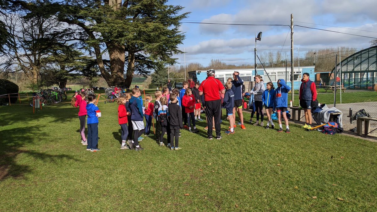 lewestonevents's tweet photo. Well done to everyone who joined us on Sunday for our Triathlon Training Day! π΄ββοΈβοΈ
We were blessed with some beautiful sun as the athletes covered all areas of triathlon, transitions, bike skills, swimming and running.
#LewestonEvents #Sherborne #Pentathlon #Triathlon https://t.co/ovija8woQ5