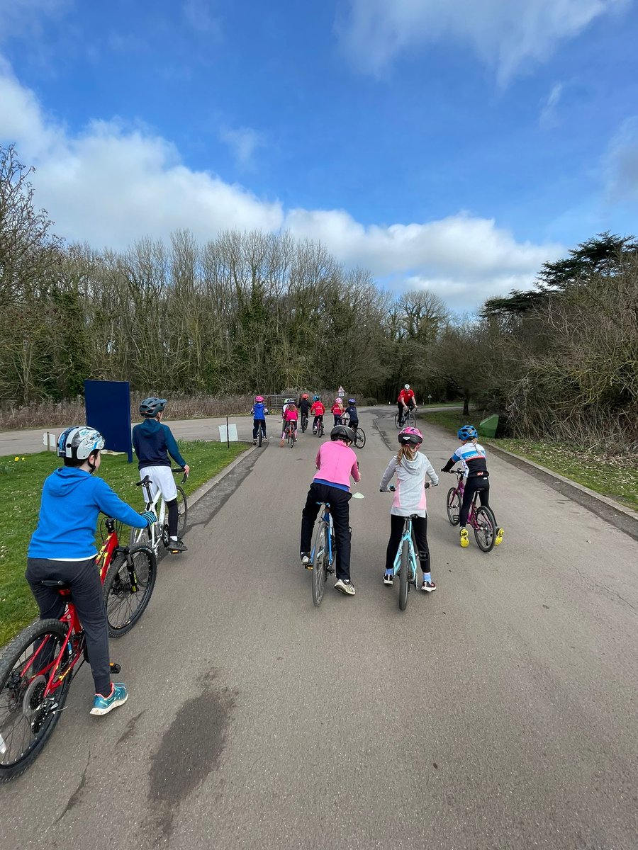 lewestonevents's tweet photo. Well done to everyone who joined us on Sunday for our Triathlon Training Day! π΄ββοΈβοΈ
We were blessed with some beautiful sun as the athletes covered all areas of triathlon, transitions, bike skills, swimming and running.
#LewestonEvents #Sherborne #Pentathlon #Triathlon https://t.co/ovija8woQ5