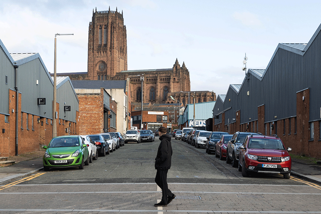 The other week, we had the pleasure of hearing from Ezra McConachie, an outsider on the inside of Liverpools creative hub, The Baltic. 

Read the full editorial here: spaceliverpool.co.uk/blogs/news/lif…