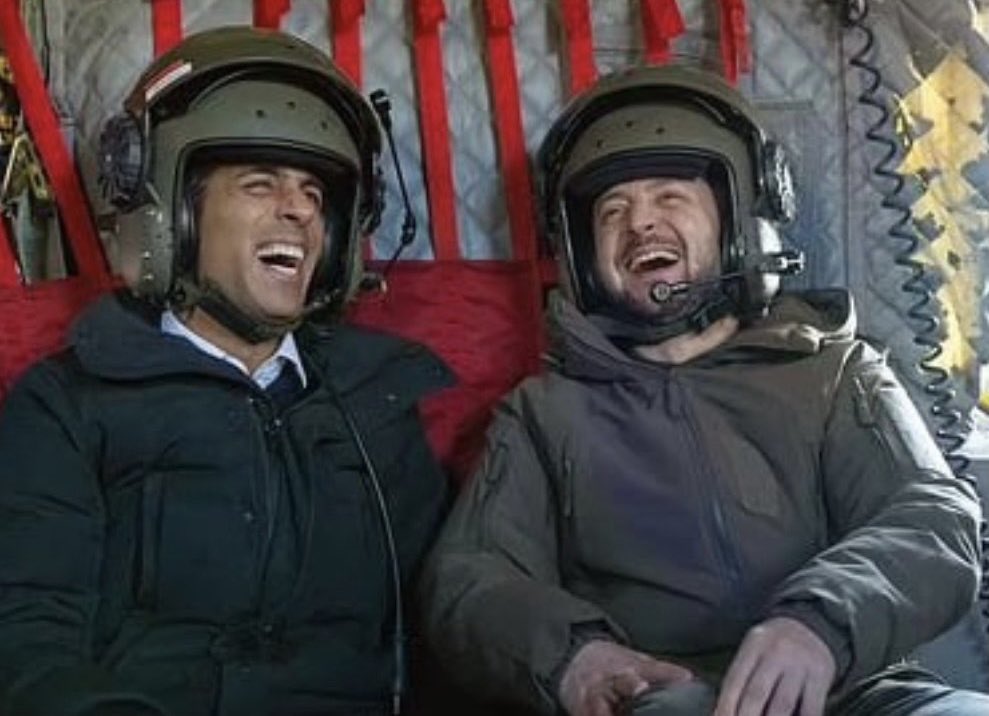 MlleAC1's tweet image. "Faut rigoler" 💁🏾‍♀️ #BonJourney ☀
#Rires #Joie