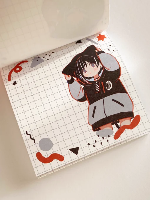 【グッズ販売のお知らせ】新たなグッズを2種類BOOTHにて販売致します!・2種類の絵柄のブロックメモ・手帳などに貼りやすいハーフステッカーぜひチェックしてみてください 