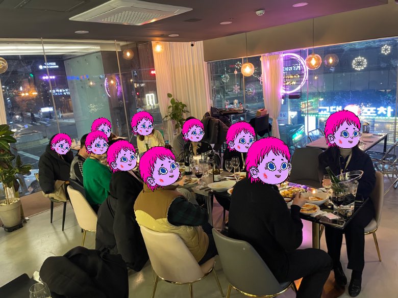 ArtistJoyJo's tweet photo. Thanks for coming yesterday! The event piece is fairly transferred to all city frens now. 

Check your wallet, and congrats the winners of the night! 🙌🎉🥂@CO2rabbit @mineart_ 

https://t.co/Ke4WHxYsVS

#NFTCommuinity #collectors #nfts #JoyJoCityPass #CityPass #씨티패스 #조이조 https://t.co/1P7PuFlphk