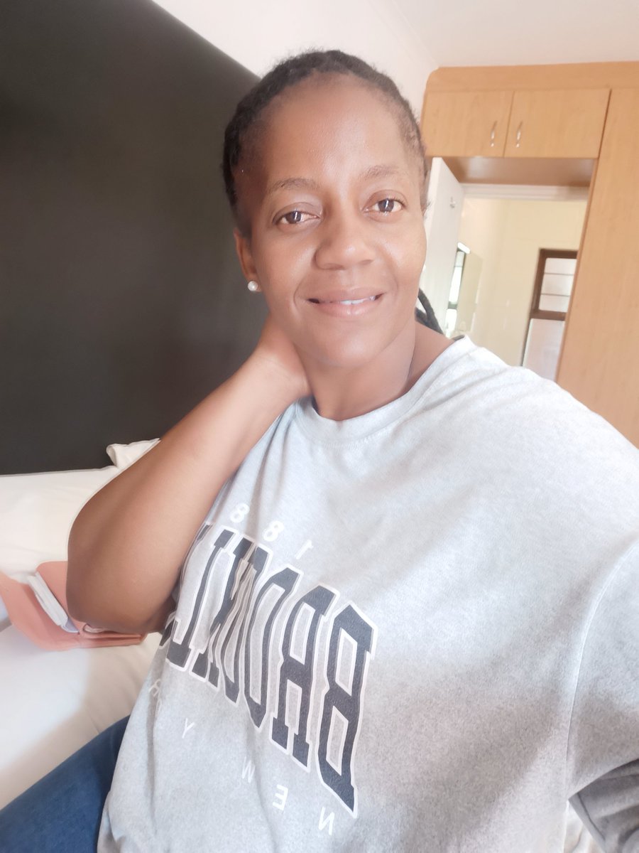  MISSSkms On Twitter Happy Thursday 