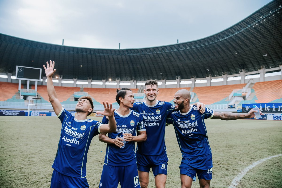 Vamos +3 ⚔️🔥💙　#underdogmentality <a href="/persib/">PERSIB</a>