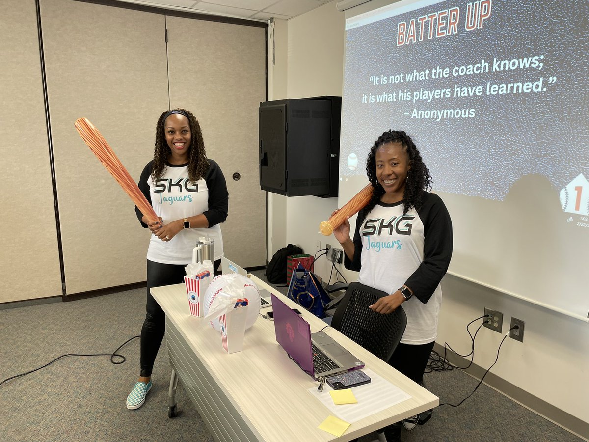 GCPSITICoach's tweet photo. ITI Coaches are able to individualize their learning with choice sessions on both days at ITI Coach in-services! #iticoach #gcps #gcpsiticoach https://t.co/AhJGM4nZVI