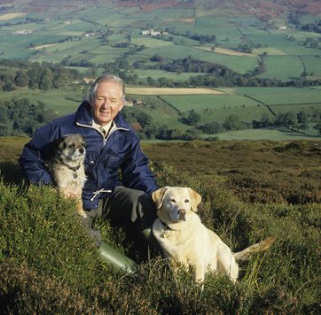 Remembering Alf Wight OBE (James Herriot) the most famous vet in the world on this day.  
Alf Wight, 03/10/1916 - 23/02/1995
#jamesherriot #acgas #vet #author #thirsk #yorkshire #herriotcountry #discoverhambleton #books #goodreads #allcreaturesgreatandsmall
