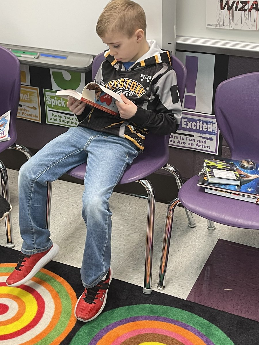 KSin1st's tweet photo. Book Fair fun!  Thank you PTO for your hard work and dedication to our students, staff, and school! @WESpolarbears https://t.co/pZd2oojBlA