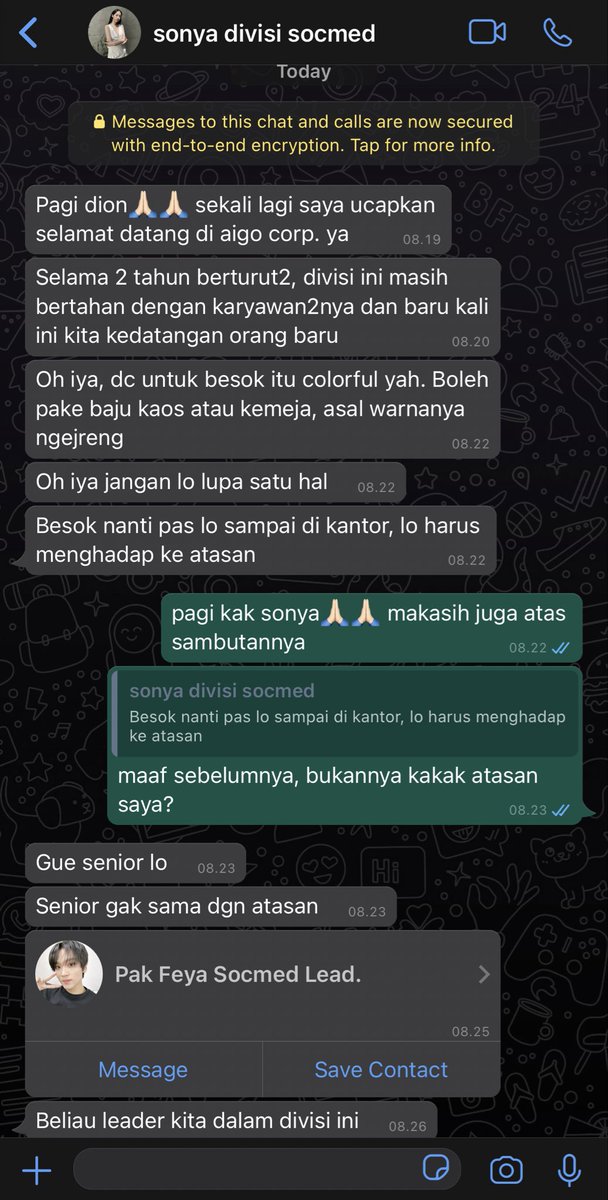 cynuslavender's tweet photo. markhyuck au!
— Sour Candy.
I’ll show you who am I, but in different version. https://t.co/CaT5wONou3