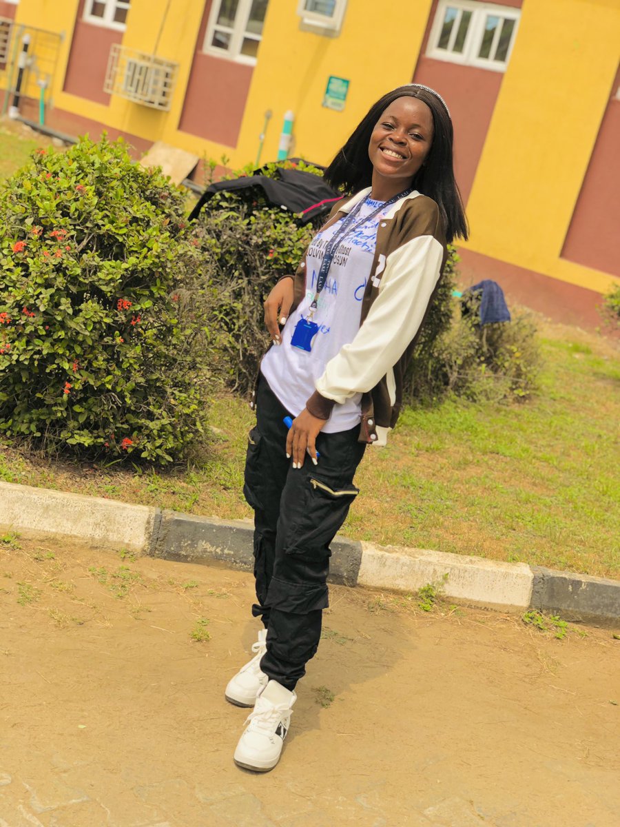 Evolving_Mosun's tweet photo. Yesterday, I had my sign-out celebration and indeed, it was worth it.💯

Thanks be to God, for His mercy endures forever.

And yes, this is EVOLVING MOSUN, Carried by the Holy Ghost.💃🔥🔥 https://t.co/urTsK6NMrs