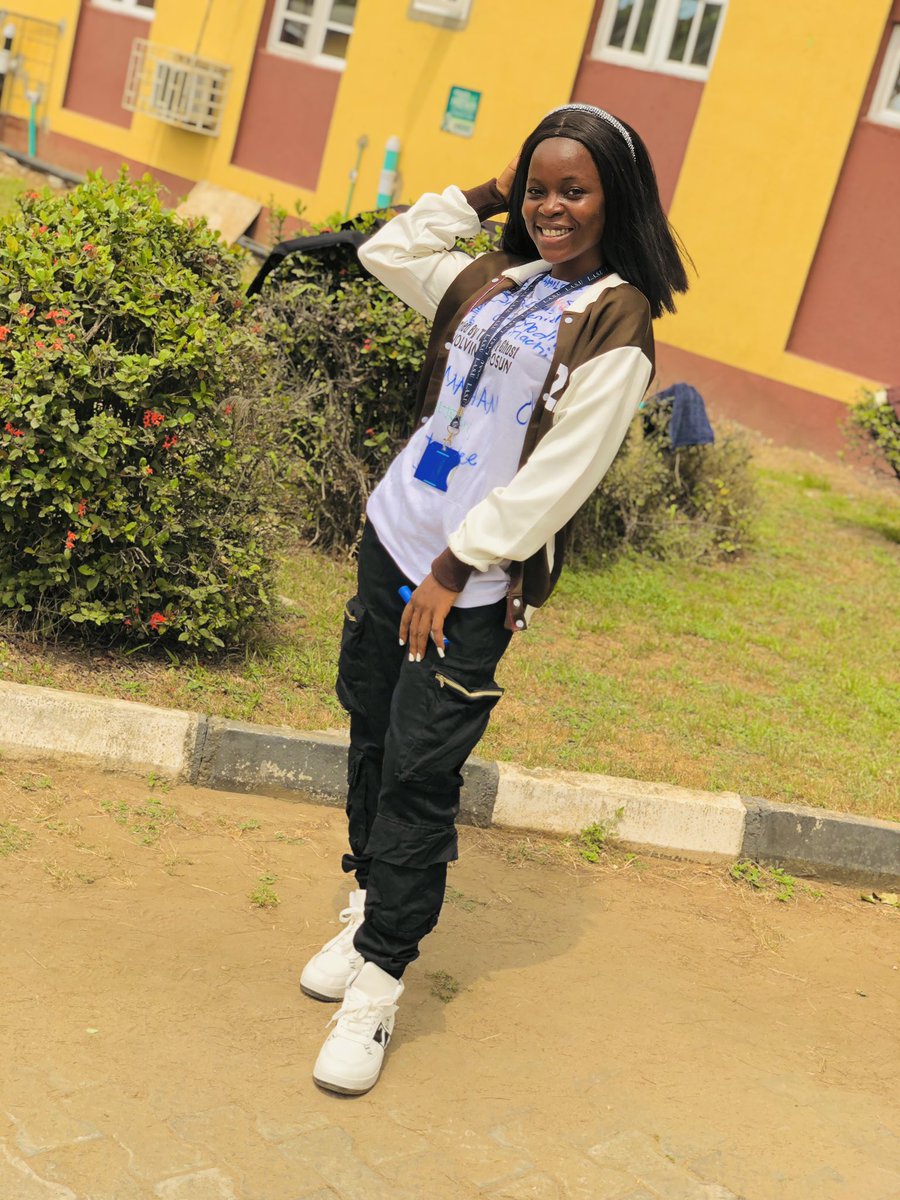 Evolving_Mosun's tweet photo. Yesterday, I had my sign-out celebration and indeed, it was worth it.💯

Thanks be to God, for His mercy endures forever.

And yes, this is EVOLVING MOSUN, Carried by the Holy Ghost.💃🔥🔥 https://t.co/urTsK6NMrs