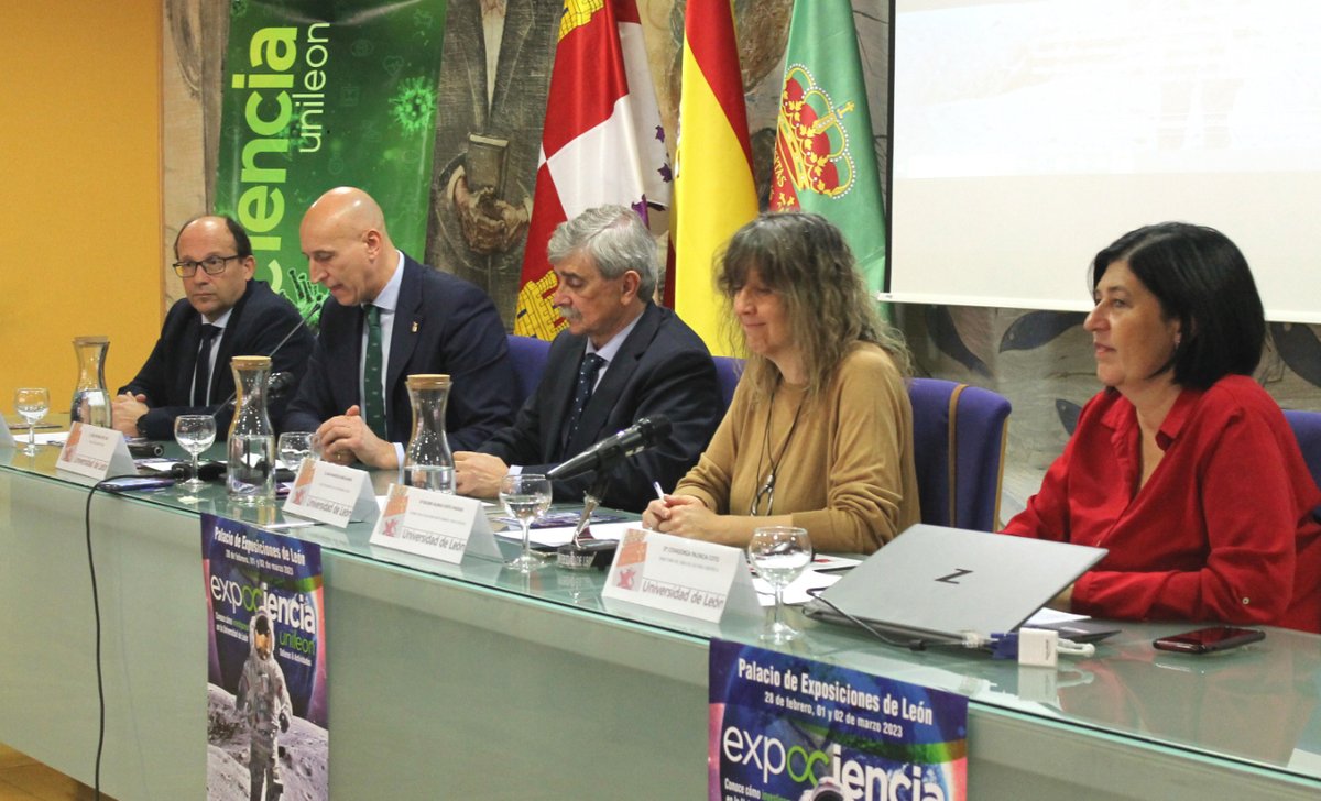 unileon's tweet photo. ⚛️ La IV edición de #Expociencia23 espera llevar 16.000 visitantes al Palacio de Congresos.

📆  28 de febrero y 1 y 2 de marzo con la participación de 400 investigadores de la Universidad de León, 370 voluntarios y 41 talleres científicos.

📰https://t.co/HbWF7Rq266 https://t.co/y5xjCrr9JV