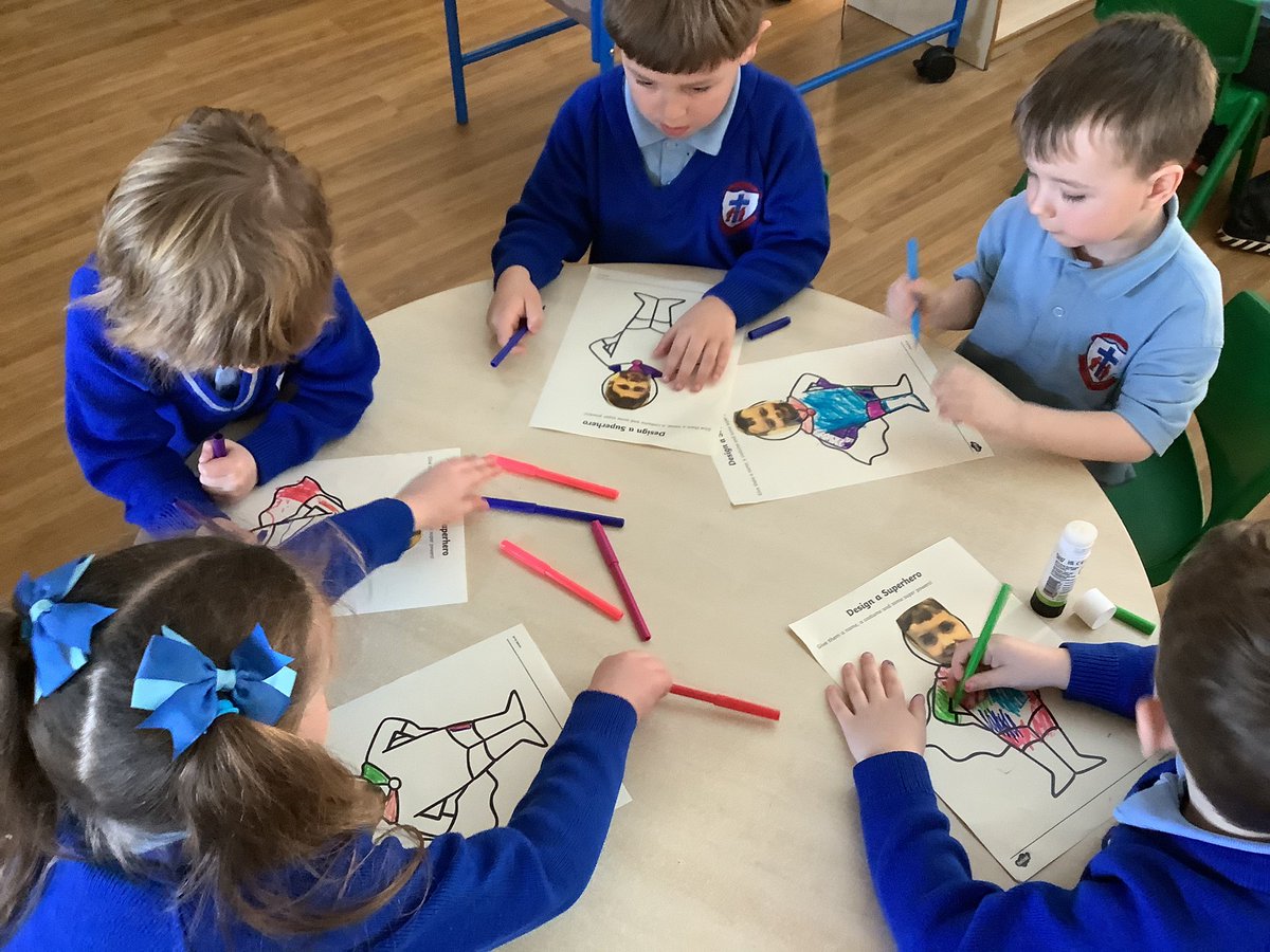 StGregorysRec's tweet photo. Creating our own superheroes after reading the story ‘Juniper Jupiter’💥🦸🏼‍♂️🦸🏽@LiteracyCounts1 https://t.co/sCizmA1avu