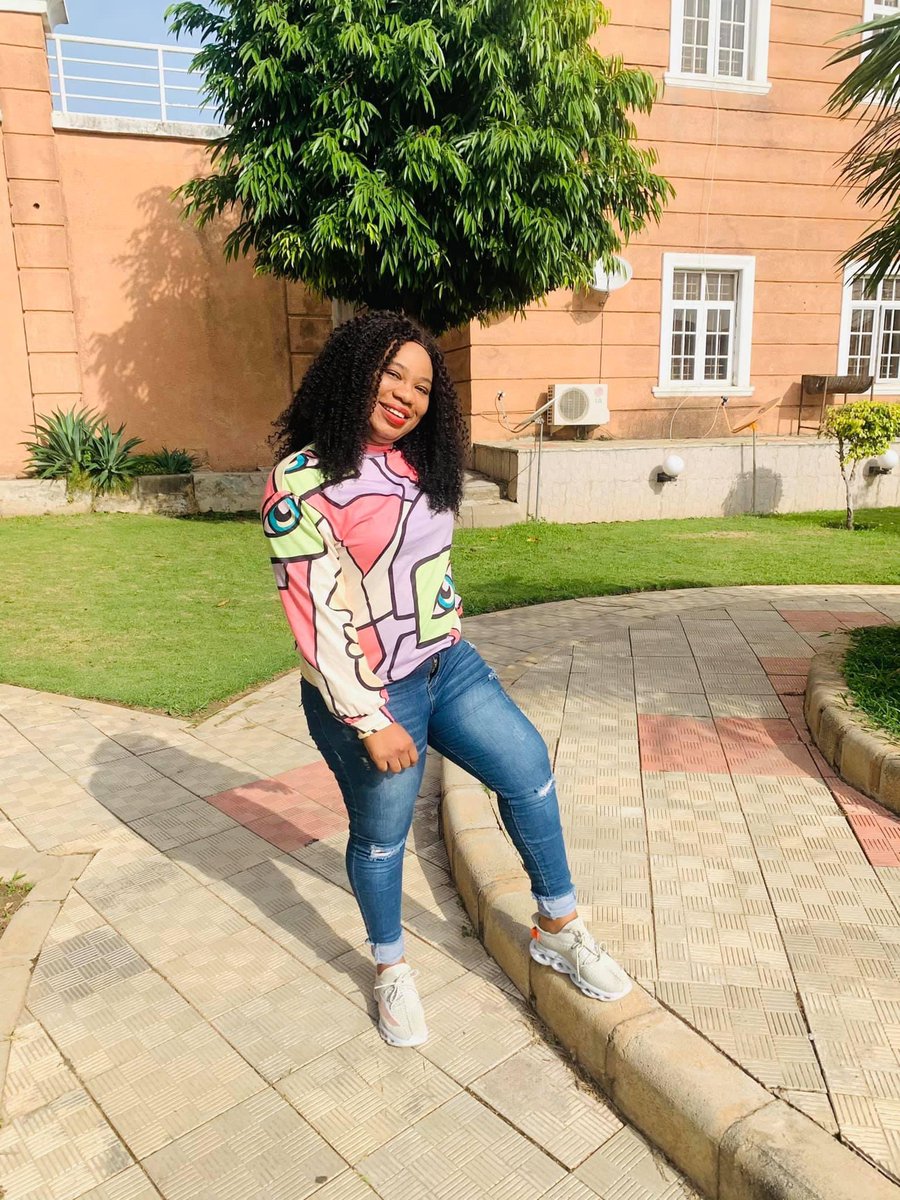 gwenshuga's tweet image. Day 2. We move for #SafeChoice AtikuOkowa is my choice 🚶🏼‍♀️