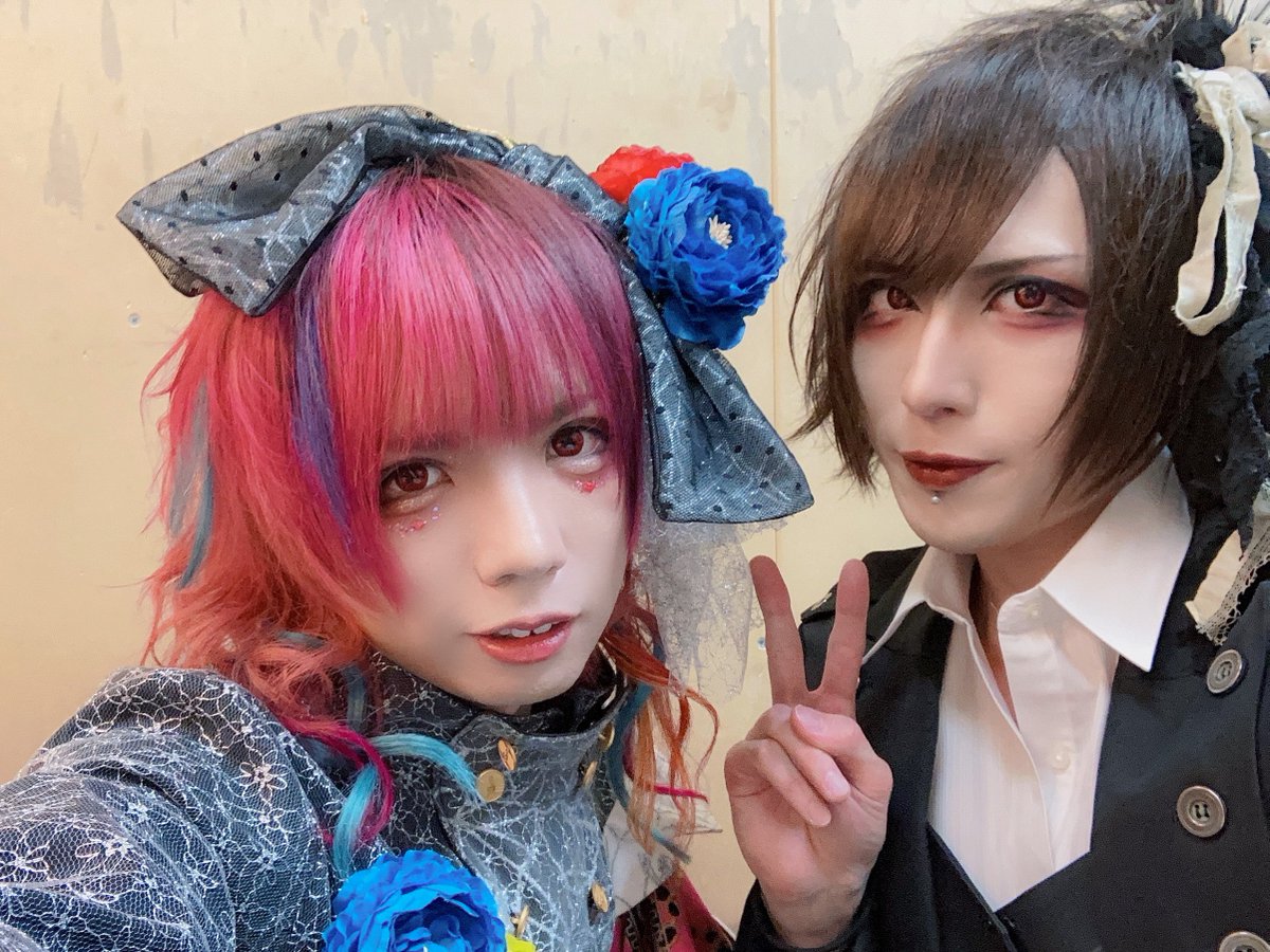 juda_schwarz's tweet photo. 社長が楽しそうで何より☺️改めてハピバ🎉色んな感情と思い出が炸裂しまくった奇跡的な夜だったな。。これからも頑張って売れ続けてくれ！👍

第一世代のさかもとより(笑

20230222 社長O.Aバンド
渋谷CLUB QUATTRO https://t.co/oVhPPUytRh