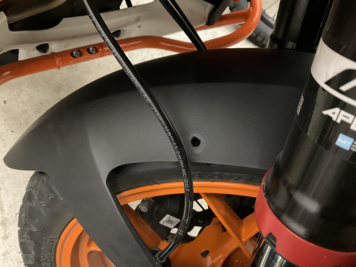 KTM819O4's tweet photo. #1290SuperAdventureRS #ホイールご臨終 #純正スポークホイール #ANAKEEWild
バイクに異常はなくて、ホイールが曲がっていたそうです!
純正スポークホイールとANAKEE Wildにします!(´∀`*)/ https://t.co/FWohpIfzFv