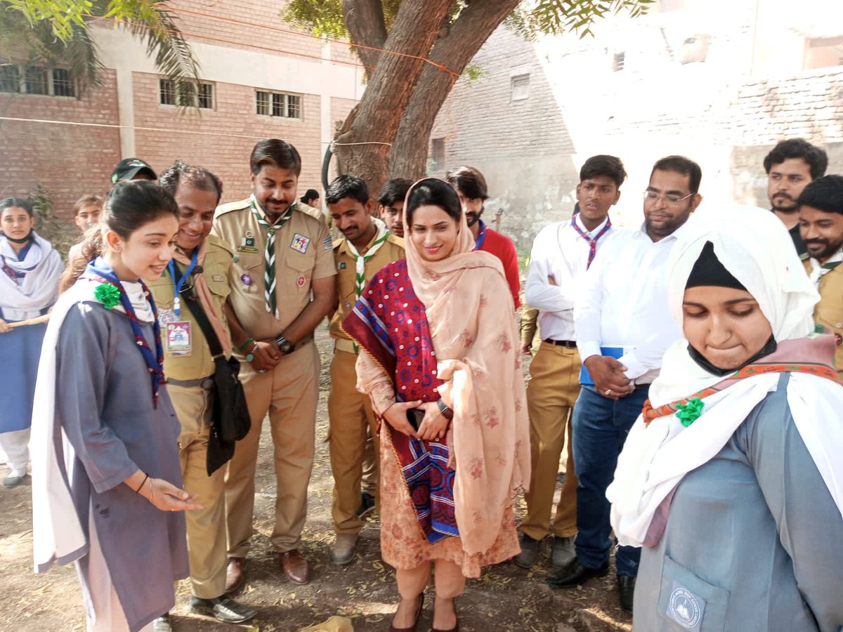 DeputyLarkano's tweet photo. World Thinking Day was celebrated in Larkano at Scouts and Girls Guide Headquarter in Larkano in which Commissioner Larkano Divisision and Deputy Commissioner Larkano participated in the event. Various training camps were organised by the scouts and girls guide. https://t.co/LByLamfUqf