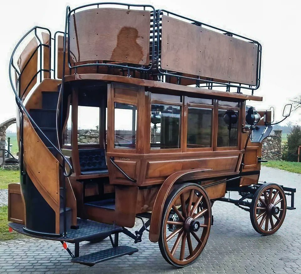 A horse-drawn omnibus from the 1890s. Two or three horses would pull them. Companies that ran them like London Omnibus had stables around the city to switch them out periodically.