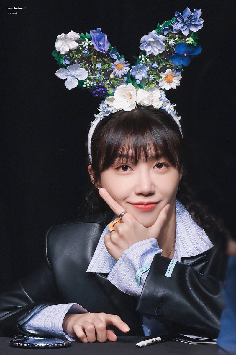 peachwine818's tweet photo. 221127 😽

#정은지  #eunji #에이핑크 #apink 
@Apinkjej https://t.co/yavWmcgqIl