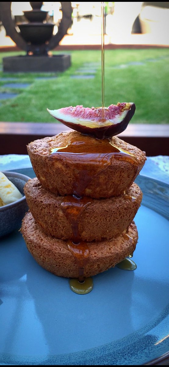 BBQ Puffs with maple syrup , fig and ice cream. 😋
