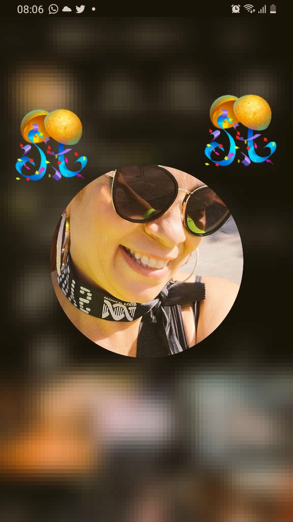 Rachel04561570's tweet photo. TODAY It's my friend's birthday, she would love to congratulate you.  Thanks @howied @PattyD65823648 🎂😘🇧🇷 https://t.co/UItHyuJRs2