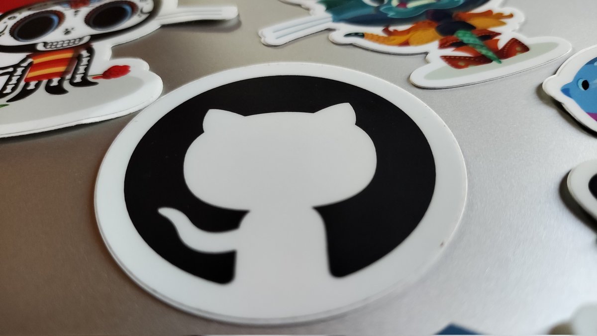 rajeshkannanm_'s tweet photo. Hey Mates 👋, I just received my Welcome Gift Sticker Pack from @DevMeetLive Community. Thank you for welcoming me into this community.
#devmeet #devmeetlive #devmeetcommunity https://t.co/mk9Bld7Eur